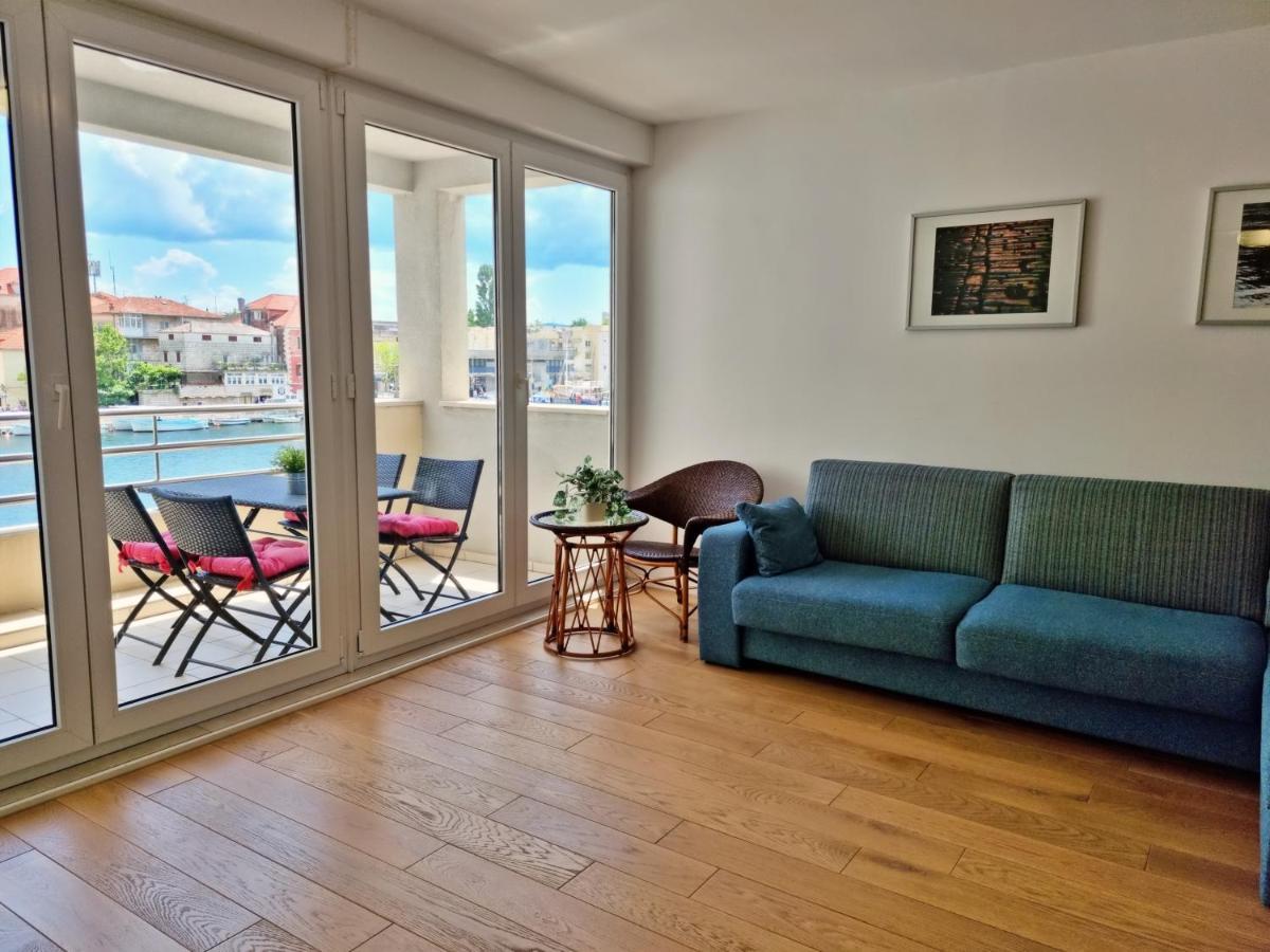 Appartamento Mitra Zonata Blue Omiš Esterno foto