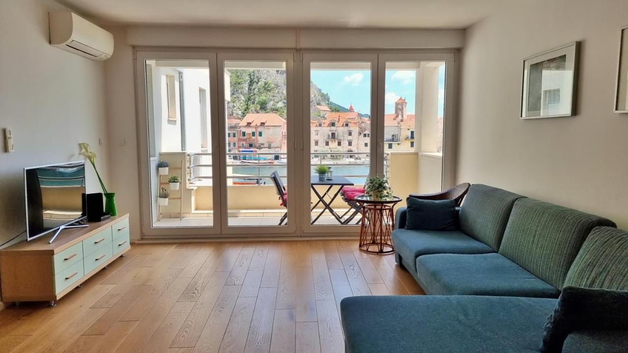 Appartamento Mitra Zonata Blue Omiš Esterno foto