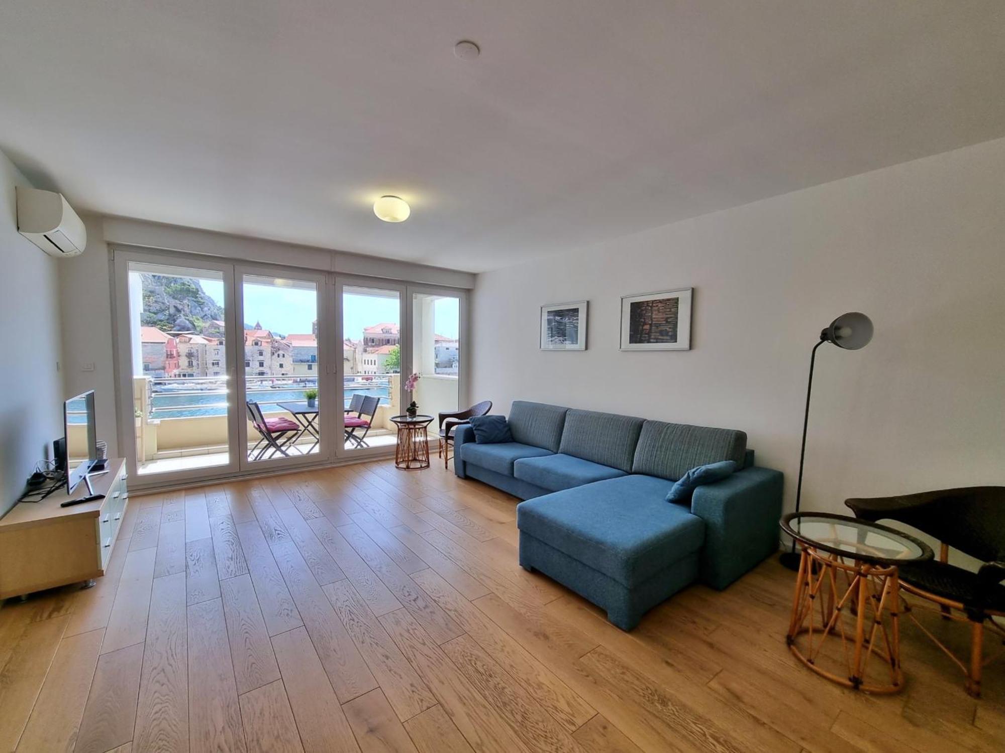 Appartamento Mitra Zonata Blue Omiš Esterno foto